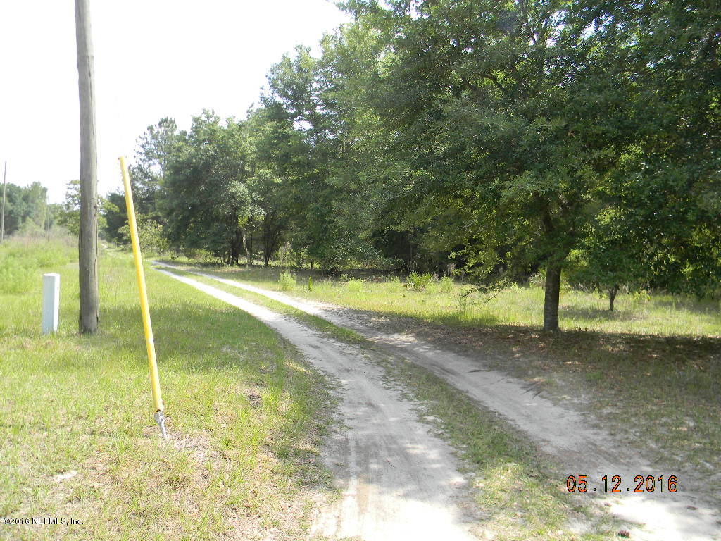 000 KOA RD, Hawthorne, FL 32640