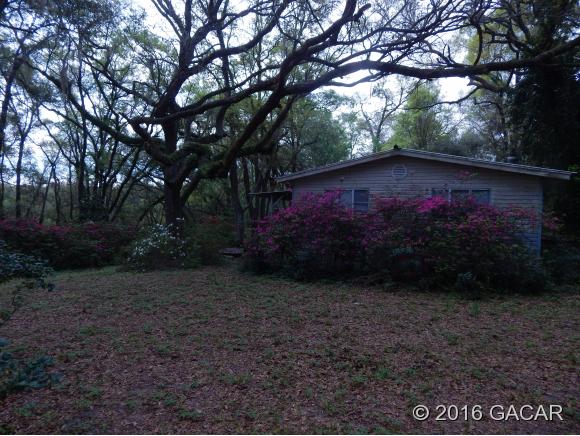 1233 County Road County Rd 20A, Hawthorne, FL 32640