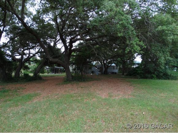 212 Ashley Street, Hawthorne, FL 32640