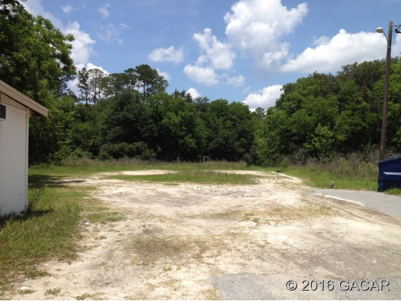 2220 East University Avenue, Gainesville, FL 32641