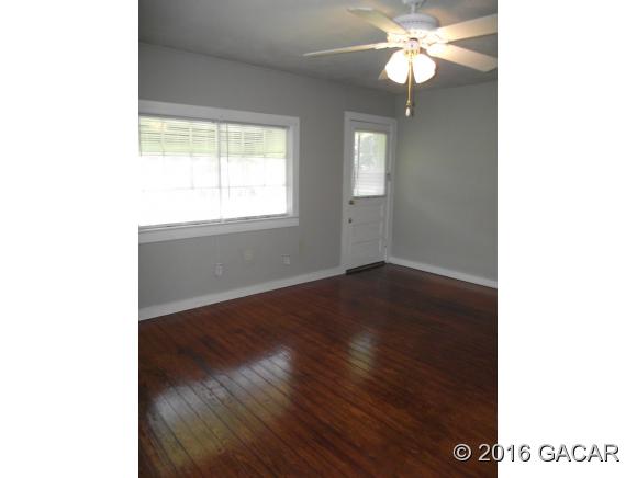 1925 Northeast 55 Boulevard, Gainesville, FL 32641