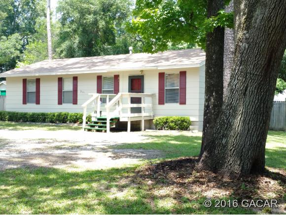 2111 Southeast 44th Terrace, Gainesville, FL 32641