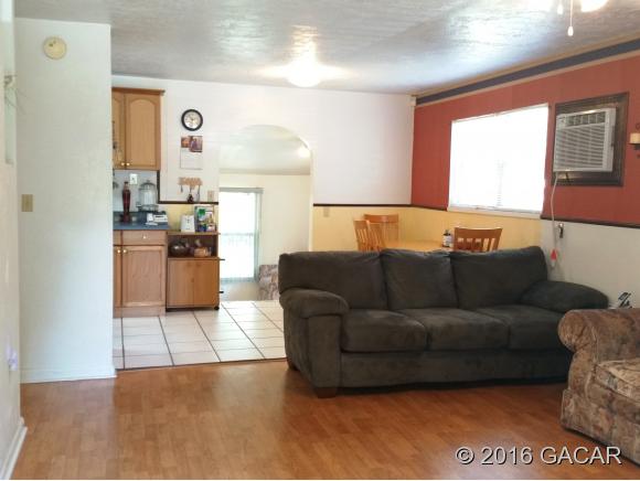 2111 Southeast 44th Terrace, Gainesville, FL 32641