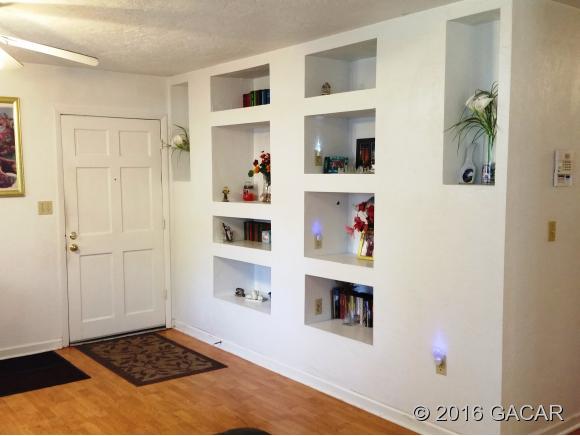 2111 Southeast 44th Terrace, Gainesville, FL 32641