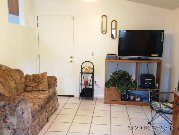 2111 Southeast 44th Terrace, Gainesville, FL 32641