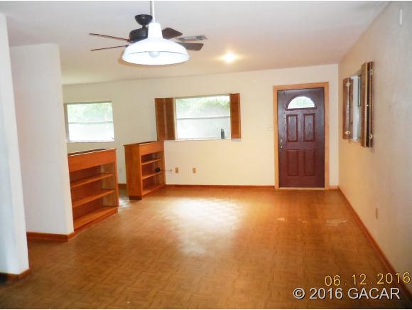 3330 Southeast 30th Place, Gainesville, FL 32641