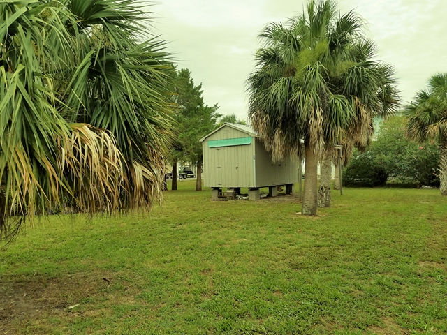 97 11th Ave, Horseshoe Beach, FL 32648