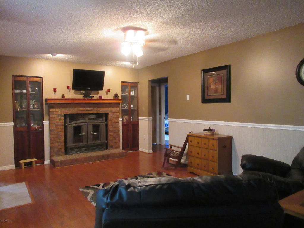 1335 South West APPERSON WAY, Keystone Heights, FL 32656