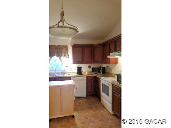 882 Southeast 46th Loop, Keystone Heights, FL 32656