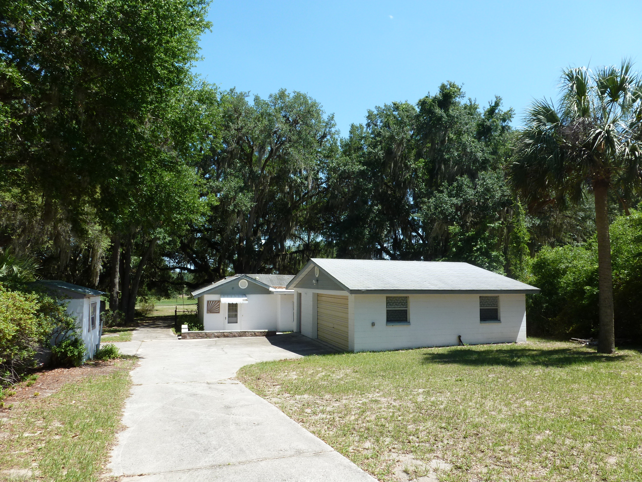 132 Serenity Dr, Melrose, FL 32666