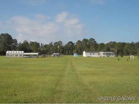 14050 Southeast 66th Lane, Morriston, FL 32668