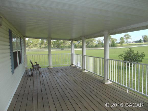 14050 Southeast 66th Lane, Morriston, FL 32668
