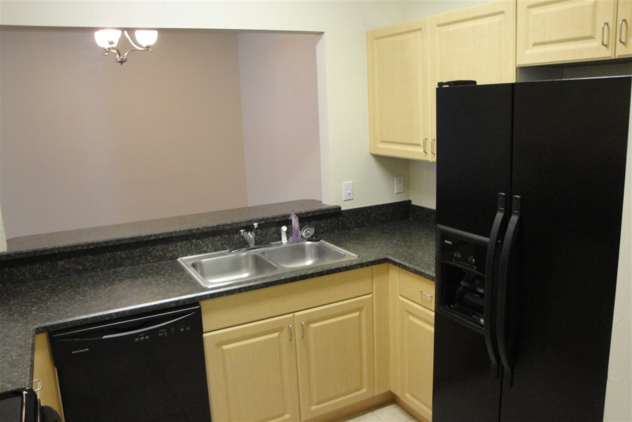 292 SW 145th Drive 28, Newberry, FL 32669