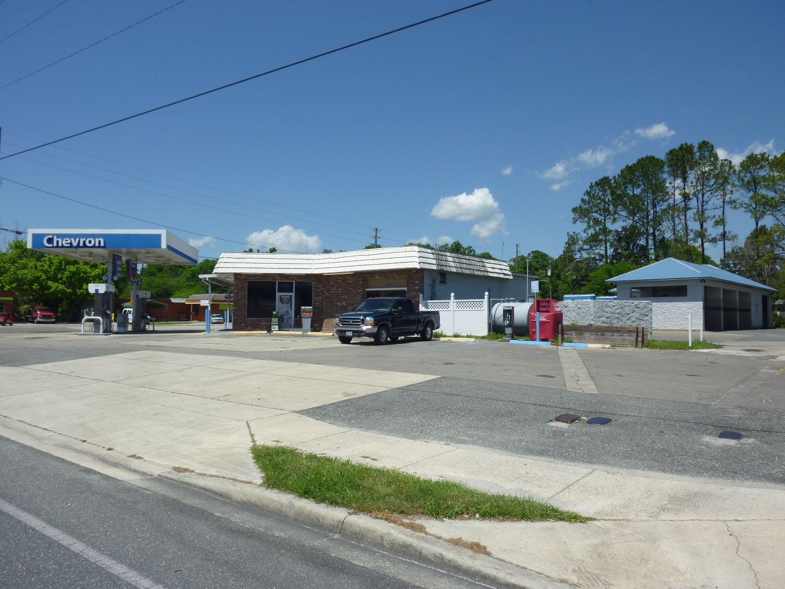 24950 W Newberry Road, Newberry, United States 32669