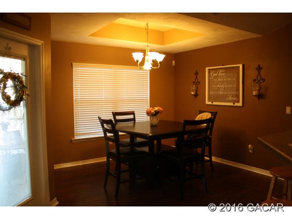 945 Northwest 255th Way, Newberry, FL 32669
