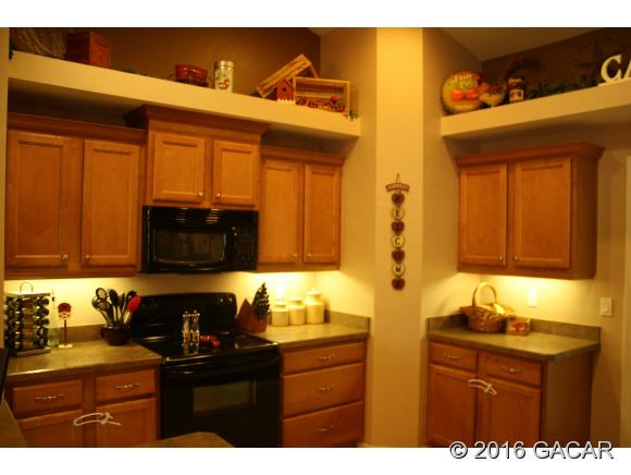 945 Northwest 255th Way, Newberry, FL 32669