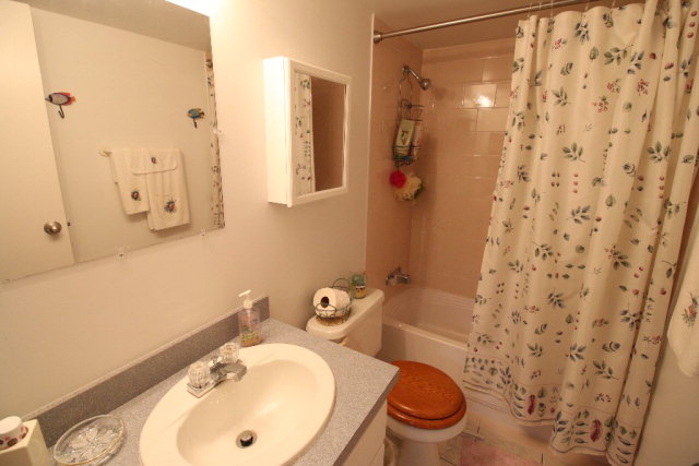 11 908th St, Suwannee, FL 32692