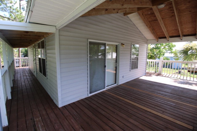 141 894th Ave, Suwannee, FL 32692
