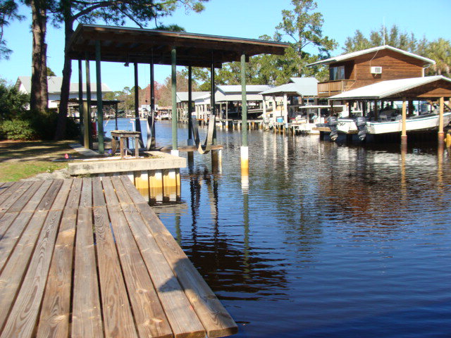 259 241st St, Suwannee, FL 32692