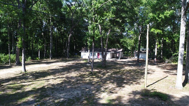9300 Carolina Way, Fanning Springs, FL 32693