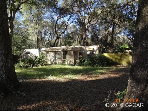 7960 Springview Avenue, Fanning Springs, FL 32693