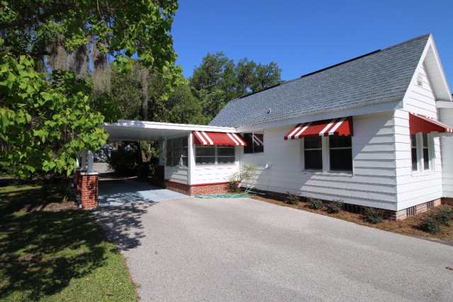 605 Main St, Trenton, FL 32693