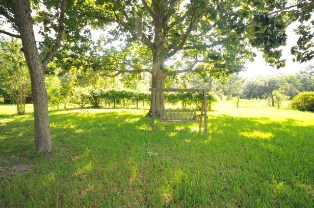 5770 County Road 344, Trenton, FL 32693
