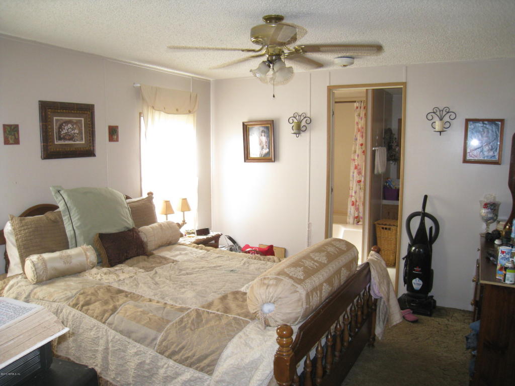 14021 North East 177TH PL, Waldo, FL 32694