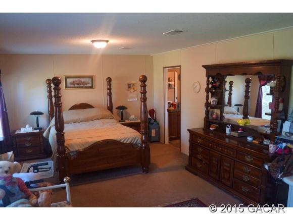 14197 Northeast 51st Place, Williston, FL 32696