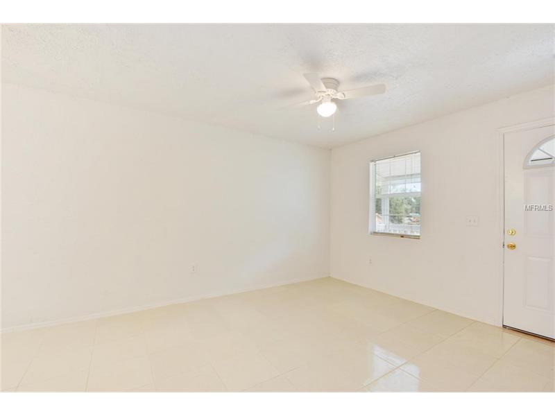 242 W G H WASHINGTON STREET, Apopka, FL 32703