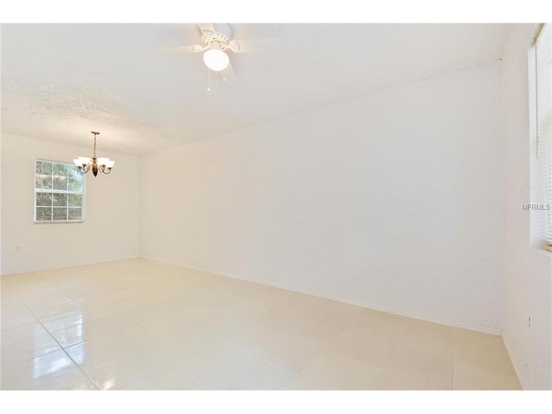 242 W G H WASHINGTON STREET, Apopka, FL 32703