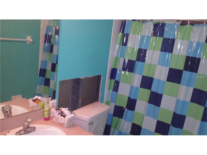 1053 ROYAL OAKS DRIVE, Apopka, FL 32703