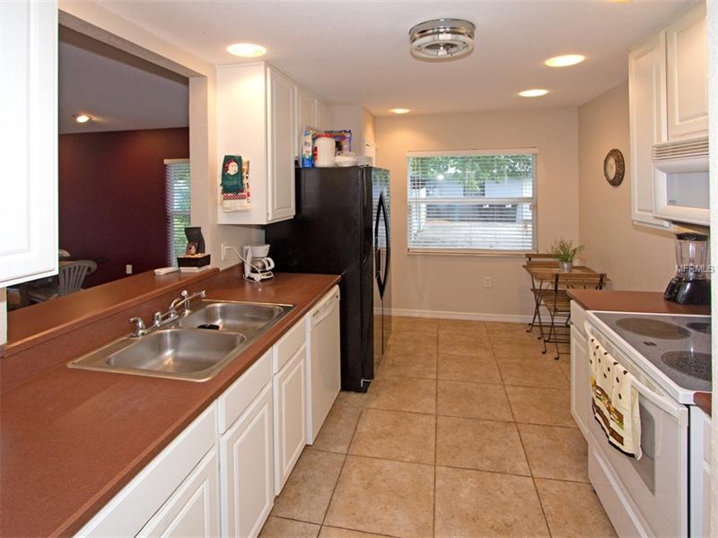2732 MAXWELL DRIVE, Apopka, FL 32703