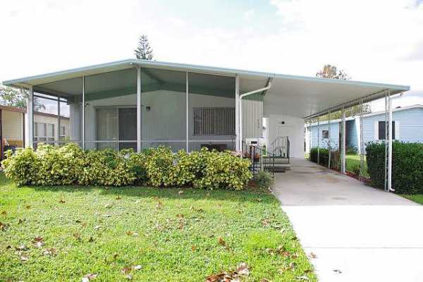 Lake Kathryn Estates744 Royal Palm Dr.Casselberry, FL 32707