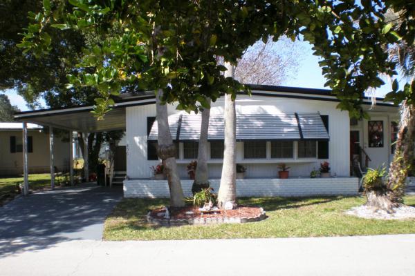 Hacienda Village Co-Op456 Ponce de Leon DrWinter Springs, FL 32708