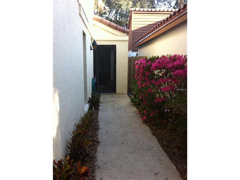 1033 W PEBBLE BEACH CIRCLE, Winter Springs, FL 32708