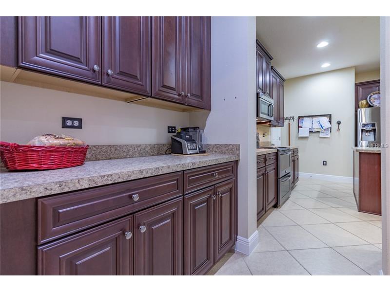 876 COUNTS CREST CIRCLE, Apopka, FL 32712