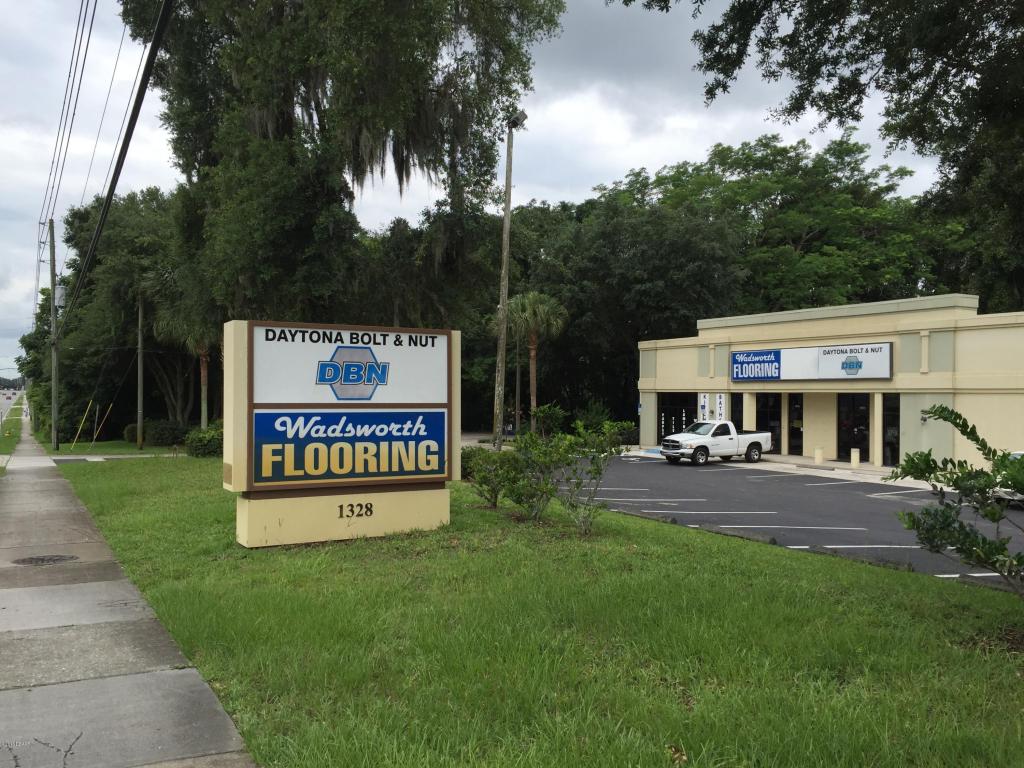 1328 N WOODLAND Boulevard, DeLand, FL 32720