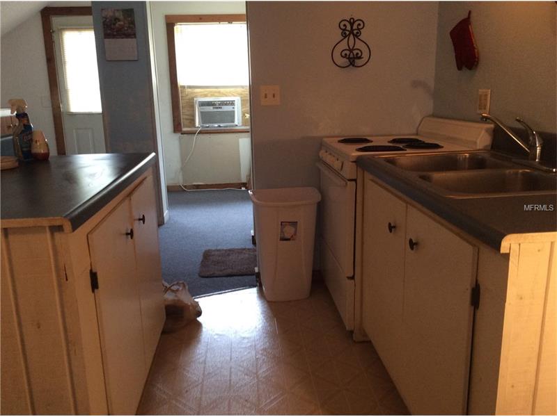 138 W HOWRY AVENUE, Deland, FL 32720