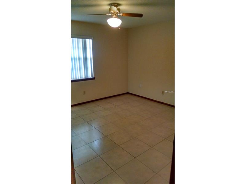 910 W Elsasser St, Deland, FL 32720
