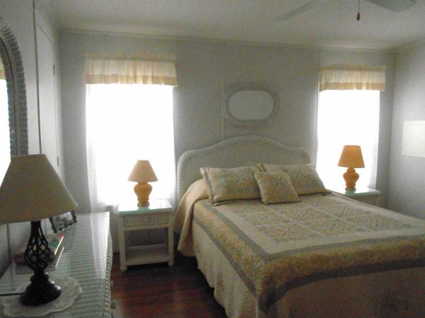 Whisperwood Manufactured Home Park3035 Tuckahoe LaneDeland, FL 32724