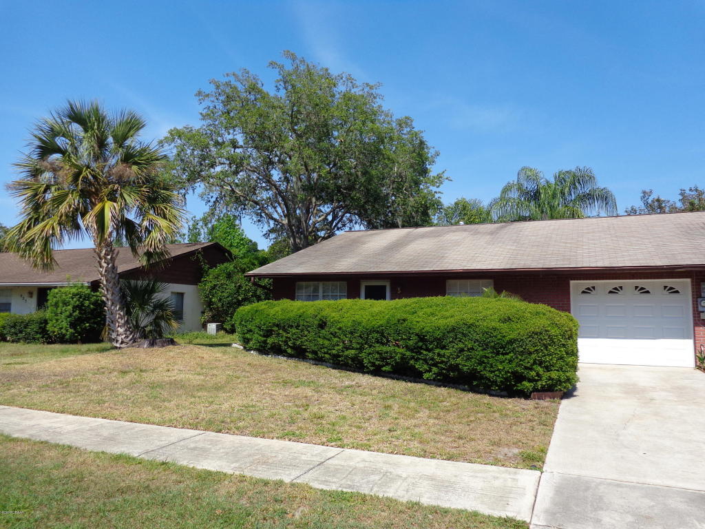 921 Hartford Drive, DeLand, FL 32724