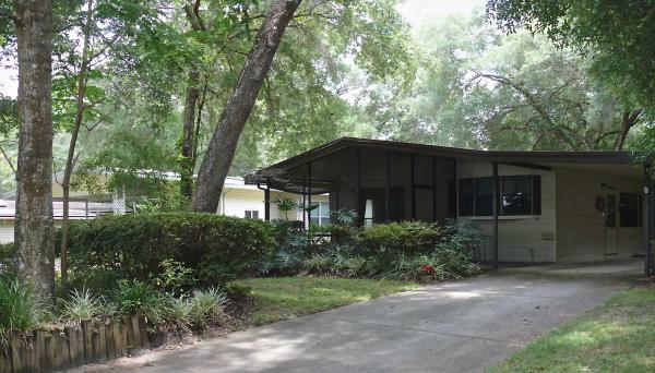 The Oaks502 Leaf CircleDeland, FL 32724