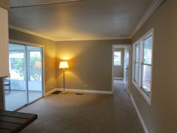 Country Club Manor168 WoodmereEustis, FL 32726