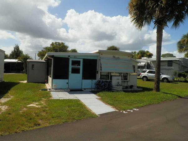 Southern Palms RV Resort 258 CameliaEustis, FL 32726