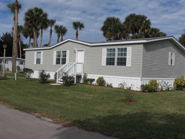 Country Club Manor113A Shady LaneEustis, FL 32726