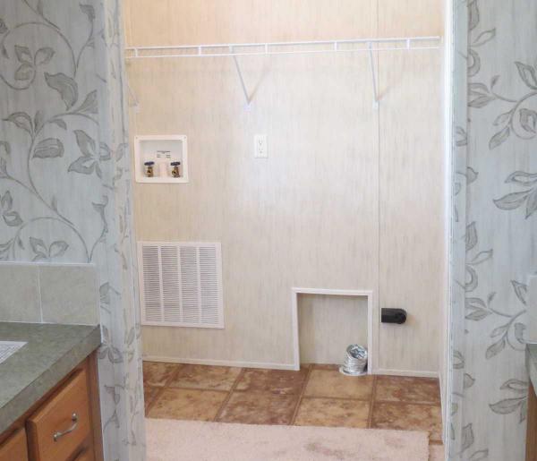 Country Club Manor113A Shady LaneEustis, FL 32726