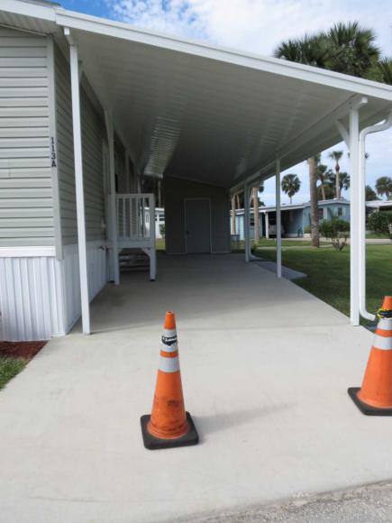 Country Club Manor113A Shady LaneEustis, FL 32726