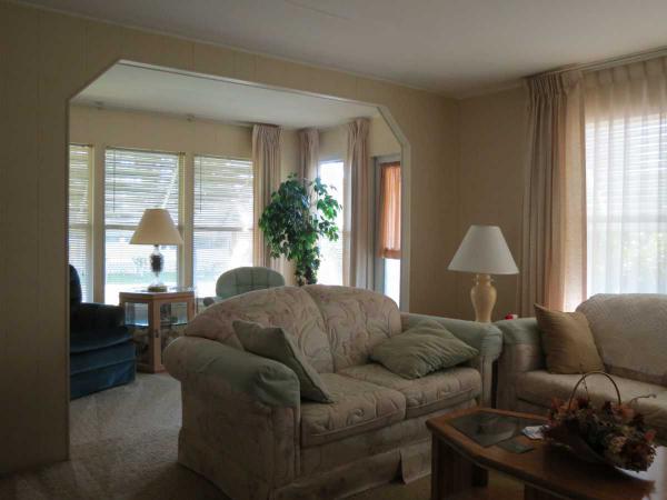 Country Club Manor188 Palm Meadows DriveEustis, FL 32726