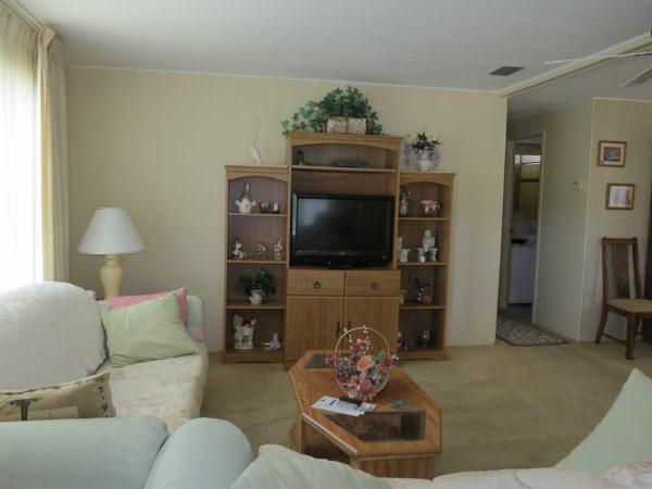 Country Club Manor188 Palm Meadows DriveEustis, FL 32726